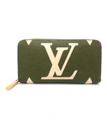 LOUIS VUITTON（ルイ ヴィトン）の古着「ジッピーウォレット」｜ベージュ×グリーン