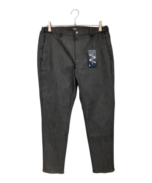NEW BALANCE（ニューバランス）NEW BALANCE (ニューバランス) MET24 Denim Pants Skinny Fit ブラック サイズ:L 未使用品の古着・服飾アイテム