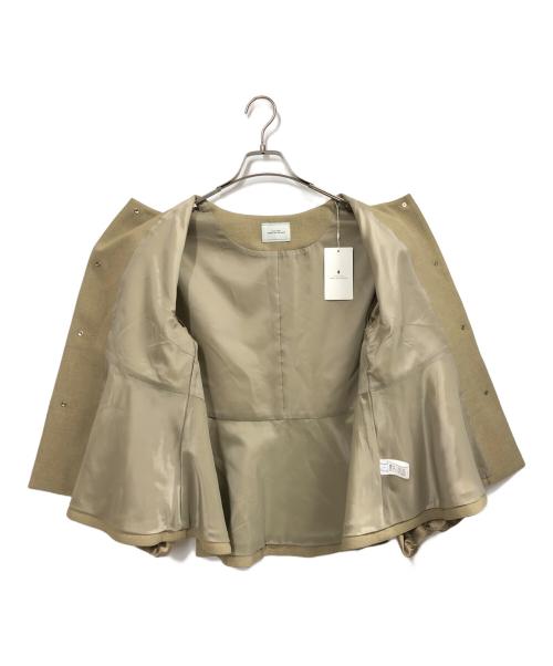 green label relaxing（グリーンレーベルリラクシング）green label relaxing (グリーンレーベルリラクシング) fleurie(フルリー) フォルム ジャケット ベージュ サイズ:FREE 未使用品の古着・服飾アイテム