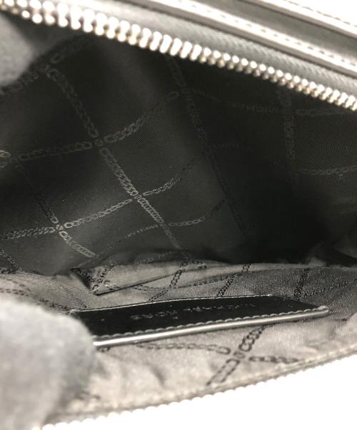 MICHAEL KORS（マイケル・コース）MICHAEL KORS (マイケル・コース) ショルダーバッグ ブラックの古着・服飾アイテム