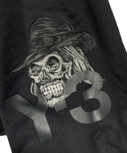Y-3（ワイスリー）Y-3 (ワイスリー) スカル刺繍ロゴ 黒ストライプ スウェット ブラック サイズ:XSの古着・服飾アイテム