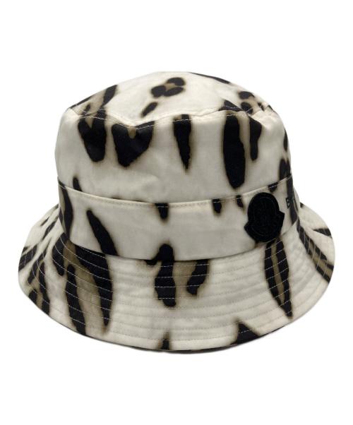MONCLER（モンクレール）MONCLER (モンクレール) Barbour (バブアー) PRINTED SPORTS HAT 未使用品の古着・服飾アイテム