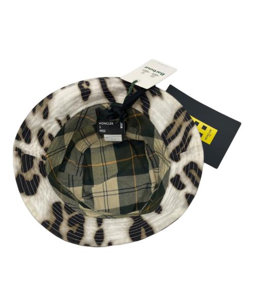MONCLER（モンクレール）MONCLER (モンクレール) Barbour (バブアー) PRINTED SPORTS HAT 未使用品の古着・服飾アイテム