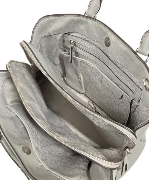 MICHAEL KORS（マイケル・コース）MICHAEL KORS (マイケル・コース) Camille Large Leather Satchel ライトグレーの古着・服飾アイテム