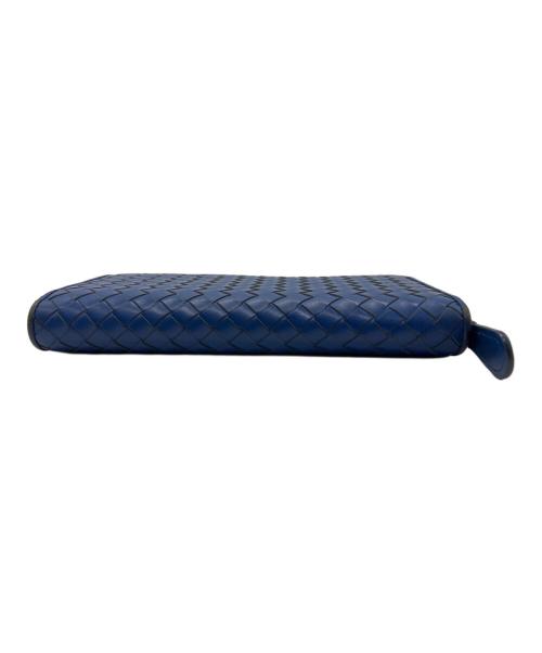 BOTTEGA VENETA（ボッテガベネタ）BOTTEGA VENETA (ボッテガベネタ) イントレチャート ラウンドファスナー長財布 ブルーの古着・服飾アイテム