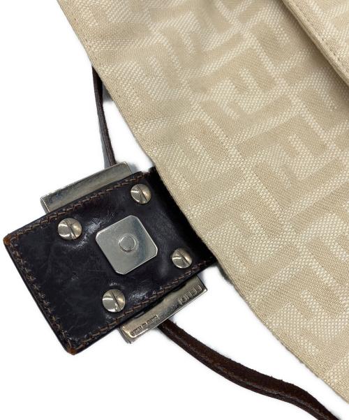 FENDI（フェンディ）FENDI (フェンディ) ズッカ マンマバケット アイボリー×ブラウンの古着・服飾アイテム