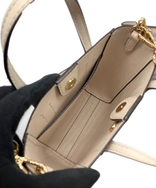 MICHAEL KORS（マイケルコース）MICHAEL KORS (マイケルコース) ショルダーバッグ ホワイトの古着・服飾アイテム