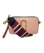 MARC JACOBSマークジェイコブス）の古着「SNAPSHOT ショルダーバッグ」｜ピンク×ベージュ