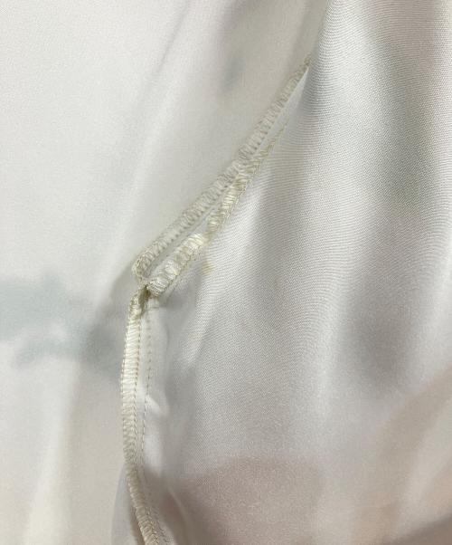 VIAVANDA（ヴィアヴァンダ）VIAVANDA (ヴィアヴァンダ) サテン半袖シャツ ベージュ サイズ:FREEの古着・服飾アイテム