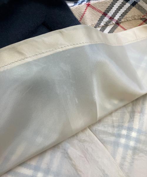 BURBERRY BLUE LABEL（バーバリー ブルー レーベル）BURBERRY BLUE LABEL (バーバリー ブルー レーベル) スカート ベージュ サイズ:38の古着・服飾アイテム