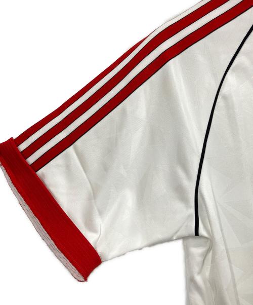adidas（アディダス）adidas (アディダス) マンチェスター・ユナイテッド 91 アウェイジャージー / ゲームシャツ ホワイト×レッド サイズ:Mの古着・服飾アイテム