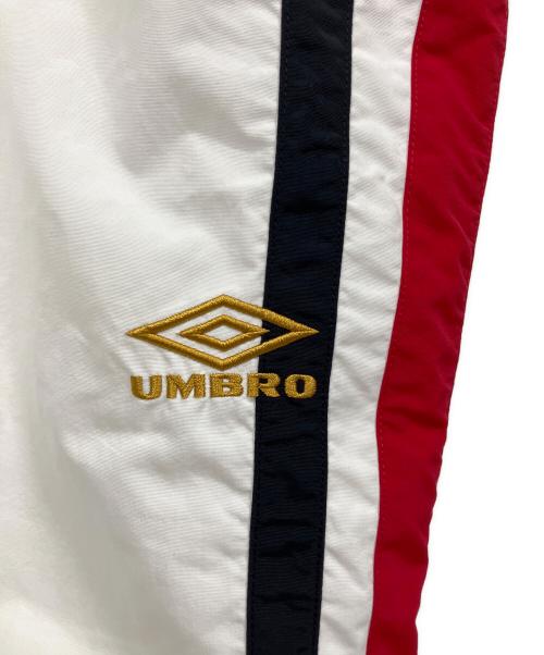 SUPREME（シュプリーム）SUPREME (シュプリーム) UMBRO (アンブロ) UNBRO TRACK PANT / トラックパンツ ホワイト×レッド サイズ:Lの古着・服飾アイテム