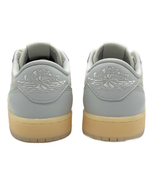 NIKE（ナイキ）NIKE (ナイキ) AIR JORDAN1 RETRO LOW OG Rabbit Floral Swoosh / ローカットスニーカー ホワイト サイズ:26の古着・服飾アイテム