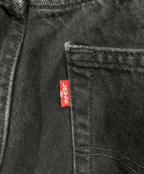 LEVI'S（リーバイス）LEVI'S (リーバイス) 555 デニムパンツ ブラック サイズ:W32 L32の古着・服飾アイテム