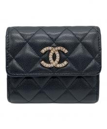 CHANEL（シャネル）の古着「キャビアスキン ラインストーンスモールウォレット / 3つ折り財布」｜ブラック