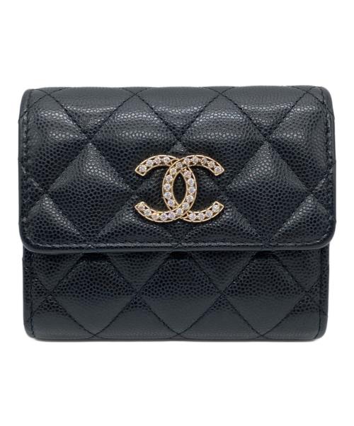 CHANEL（シャネル）CHANEL (シャネル) キャビアスキン ラインストーンスモールウォレット / 3つ折り財布 ブラックの古着・服飾アイテム