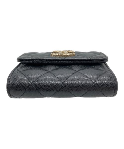 CHANEL（シャネル）CHANEL (シャネル) キャビアスキン ラインストーンスモールウォレット / 3つ折り財布 ブラックの古着・服飾アイテム