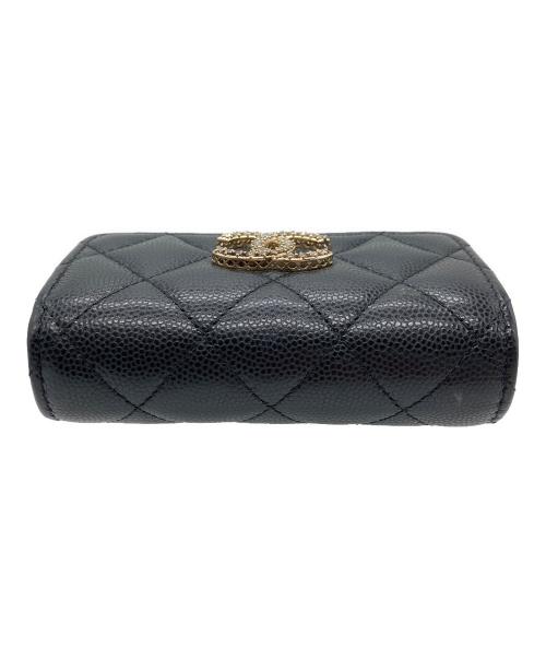 CHANEL（シャネル）CHANEL (シャネル) キャビアスキン ラインストーンスモールウォレット / 3つ折り財布 ブラックの古着・服飾アイテム