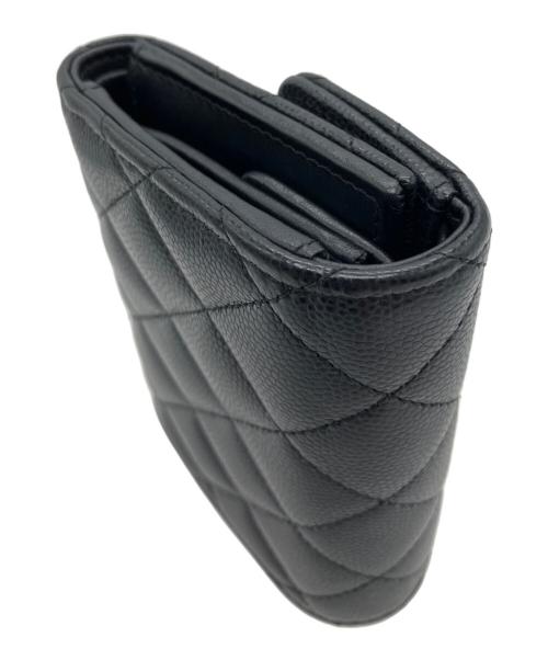 CHANEL（シャネル）CHANEL (シャネル) キャビアスキン ラインストーンスモールウォレット / 3つ折り財布 ブラックの古着・服飾アイテム