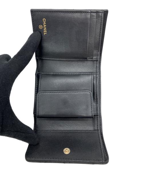 CHANEL（シャネル）CHANEL (シャネル) キャビアスキン ラインストーンスモールウォレット / 3つ折り財布 ブラックの古着・服飾アイテム