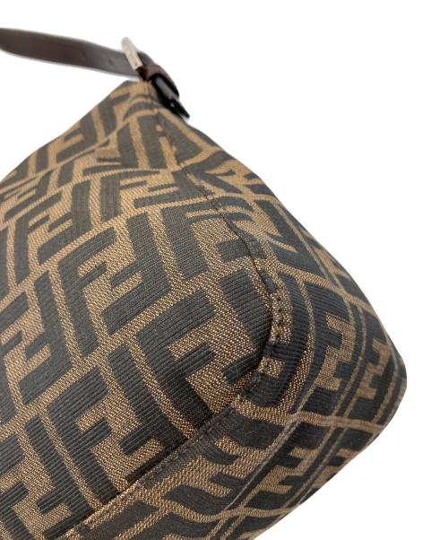 FENDI（フェンディ）FENDI (フェンディ) ズッカ マンマバケット / セミショルダーバッグ ブラウンの古着・服飾アイテム