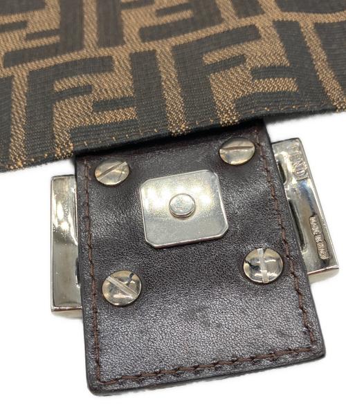 FENDI（フェンディ）FENDI (フェンディ) ズッカ マンマバケット / セミショルダーバッグ ブラウンの古着・服飾アイテム