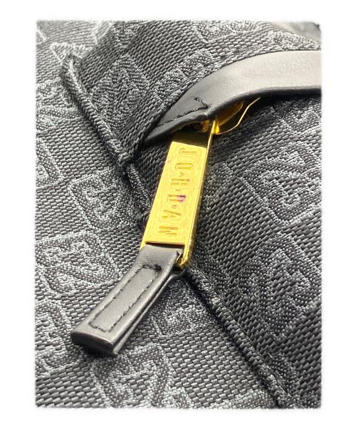 JORDAN BRAND（ジョーダン ブランド）JORDAN BRAND (ジョーダン ブランド) ジョーダン ブランド モノグラム バックパック ブラックの古着・服飾アイテム