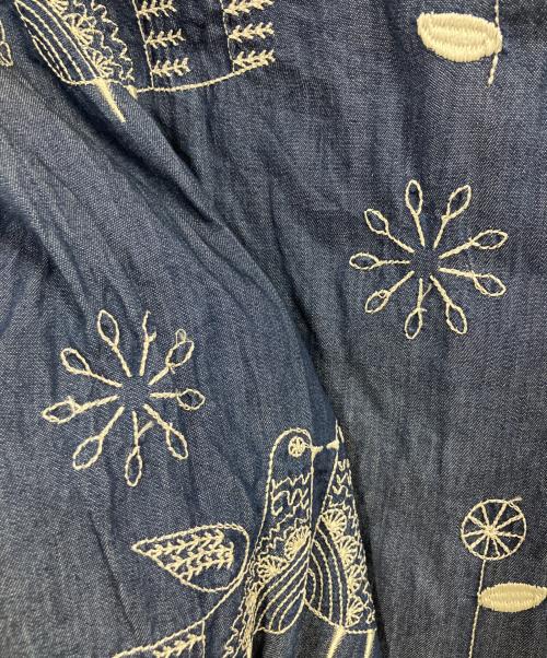 Engineered Garments（エンジニアド ガーメンツ）Engineered Garments (エンジニアド ガーメンツ) 刺繍長袖シャツ インディゴ サイズ:Mの古着・服飾アイテム