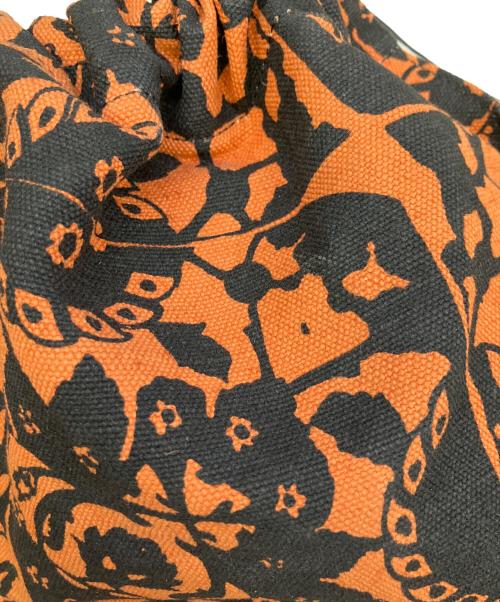 Vivienne Westwood（ヴィヴィアンウエストウッド）Vivienne Westwood (ヴィヴィアンウエストウッド) キャンバストートバッグ オレンジ×ブラックの古着・服飾アイテム