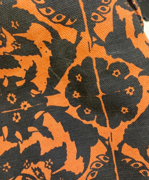 Vivienne Westwood（ヴィヴィアンウエストウッド）Vivienne Westwood (ヴィヴィアンウエストウッド) キャンバストートバッグ オレンジ×ブラックの古着・服飾アイテム