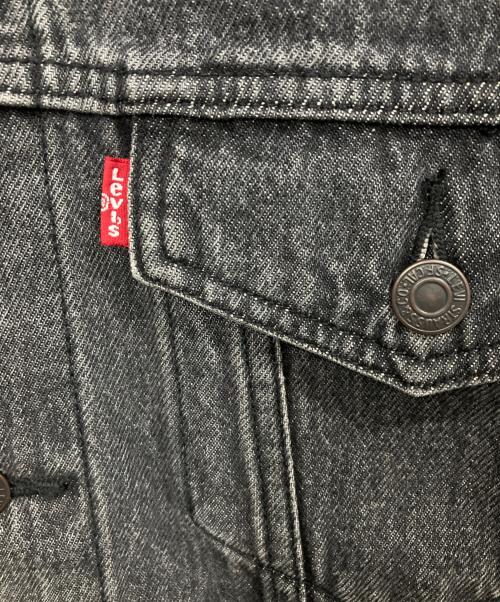 LEVI'S（リーバイス）LEVI'S (リーバイス) デニムジャケット グレー サイズ:L 未使用品の古着・服飾アイテム