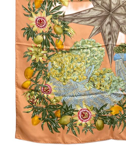 HERMES（エルメス）HERMES (エルメス) カレ90 PASSIFLORES / シルクスカーフ ピンクの古着・服飾アイテム