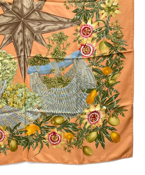HERMES（エルメス）HERMES (エルメス) カレ90 PASSIFLORES / シルクスカーフ ピンクの古着・服飾アイテム