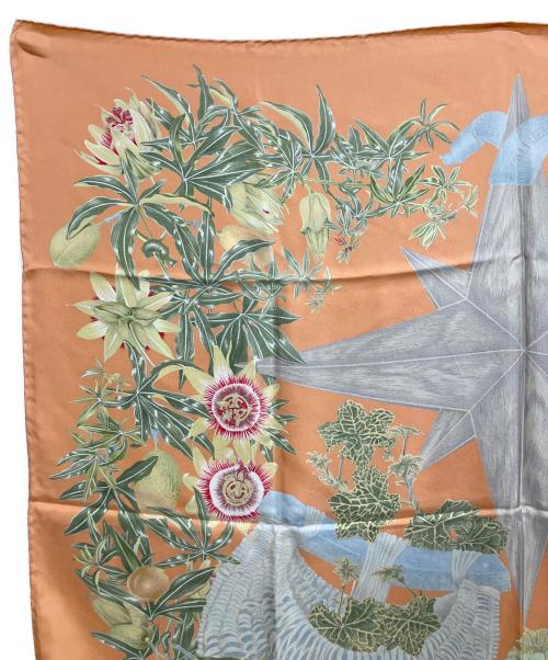 HERMES（エルメス）HERMES (エルメス) カレ90 PASSIFLORES / シルクスカーフ ピンクの古着・服飾アイテム