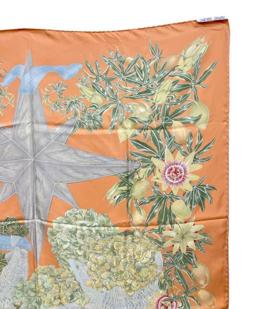 HERMES（エルメス）HERMES (エルメス) カレ90 PASSIFLORES / シルクスカーフ ピンクの古着・服飾アイテム