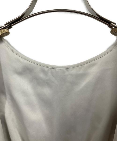 HER LIP TO（ハーリップトゥ）HER LIP TO (ハーリップトゥ) Laminak Floral Dress ライトグレー サイズ:Mの古着・服飾アイテム