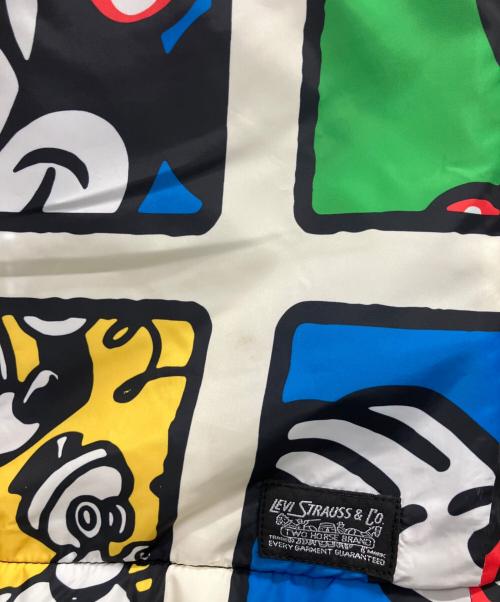 LEVI'S（リーバイス）LEVI'S (リーバイス) DISNEY (ディズニー) リバーシブルキルティングコート ブラック×マルチカラー サイズ:Sの古着・服飾アイテム