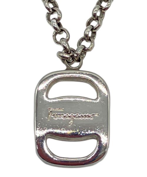 Salvatore Ferragamo（サルヴァトーレ フェラガモ）Salvatore Ferragamo (サルヴァトーレ フェラガモ) ヴァラスクエアプレートネックレス シルバーの古着・服飾アイテム