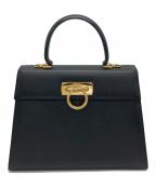 Salvatore Ferragamoサルヴァトーレ フェラガモ）の古着「ガンチーニ ハンドバッグ」｜ブラック