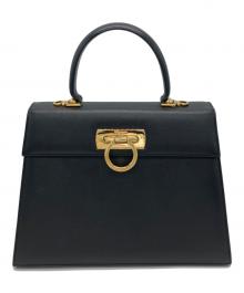 Salvatore Ferragamo（サルヴァトーレ フェラガモ）の古着「ガンチーニ ハンドバッグ」｜ブラック