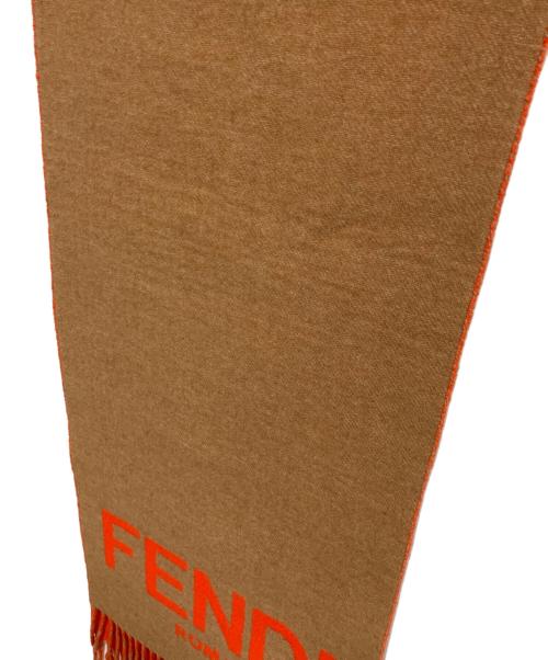 FENDI（フェンディ）FENDI (フェンディ) カシミヤ混大判マフラー オレンジ×ベージュ サイズ:TUの古着・服飾アイテム