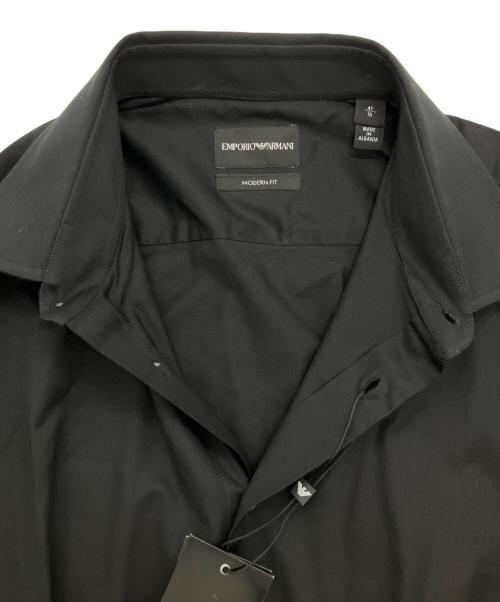 EMPORIO ARMANI（エンポリオ アルマーニ）EMPORIO ARMANI (エンポリオ アルマーニ) MODERN FIT / 長袖シャツ ブラック サイズ:41 未使用品の古着・服飾アイテム
