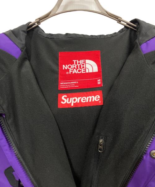 THE NORTH FACE（ザ ノース フェイス）THE NORTH FACE (ザ ノース フェイス) Supreme (シュプリーム) アーチ ロゴ マウンテン パーカー パープル サイズ:Mの古着・服飾アイテム