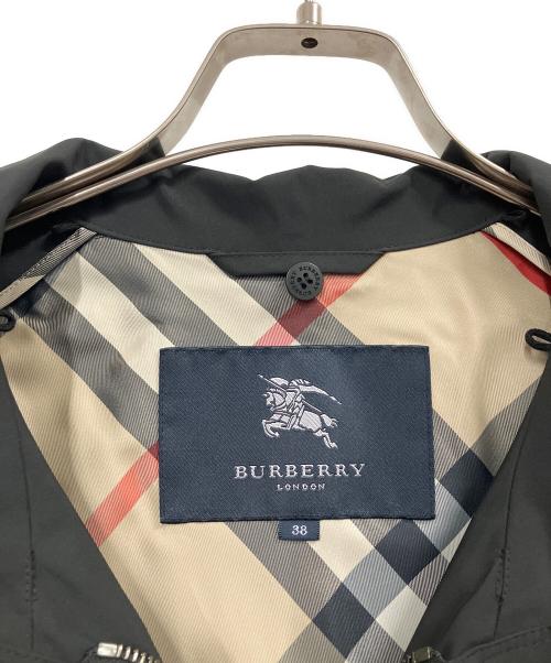 BURBERRY LONDON（バーバリーロンドン）BURBERRY LONDON (バーバリーロンドン) ナイロンコート ブラック サイズ:38の古着・服飾アイテム