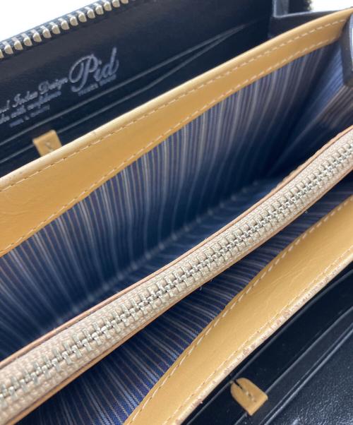 PID（ピーアイディー）PID (ピーアイディー) ラウンドファスナー長財布 ブラックの古着・服飾アイテム