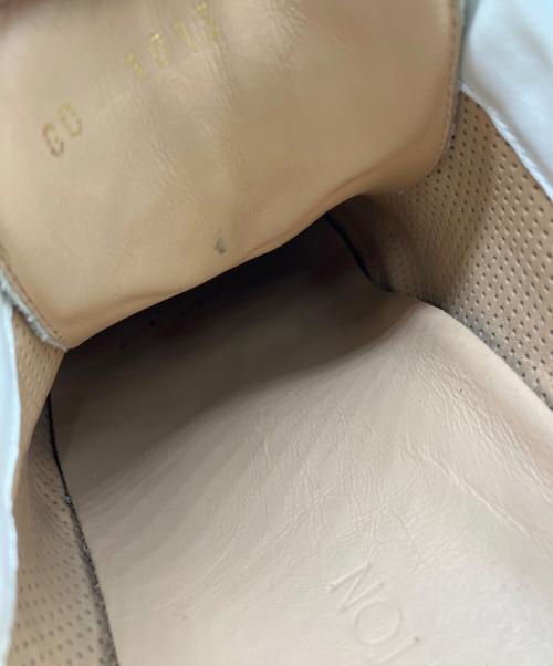 LOUIS VUITTON（ルイ ヴィトン）LOUIS VUITTON (ルイ ヴィトン) シューズ ホワイト サイズ:7 1/2の古着・服飾アイテム