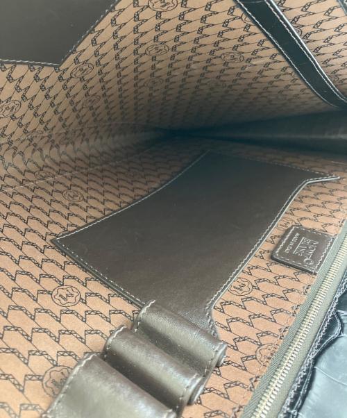 MONTBLANC（モンブラン）MONTBLANC (モンブラン) クラッチバッグ ブラックの古着・服飾アイテム