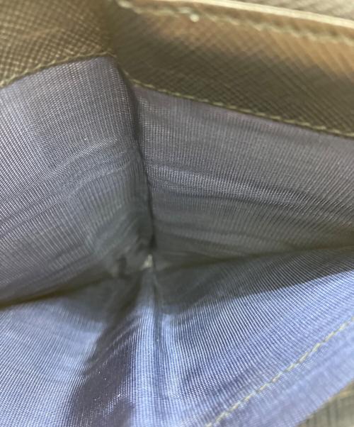 PRADA（プラダ）PRADA (プラダ) ラウンドファスナー財布 ブラックの古着・服飾アイテム