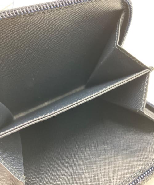 PRADA（プラダ）PRADA (プラダ) ラウンドファスナー財布 ブラックの古着・服飾アイテム