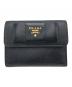 PRADA（プラダ）の古着「サフィアーノ　3つ折り財布」｜ブラック
